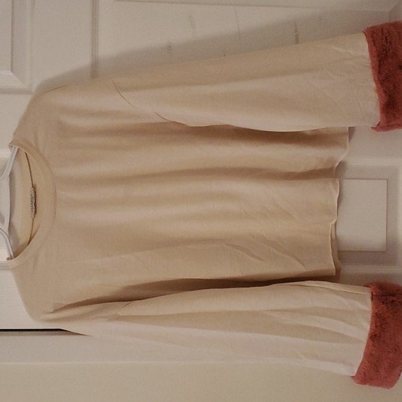 Cropped Top - Picture 3 of 8